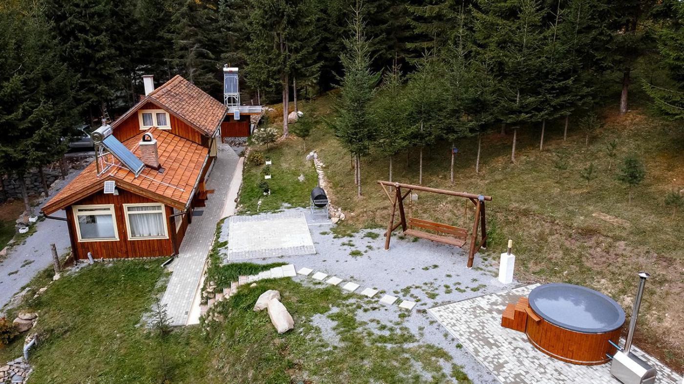 Fantázia Kulcsosház Villa Gyergyócsomafalva Kültér fotó